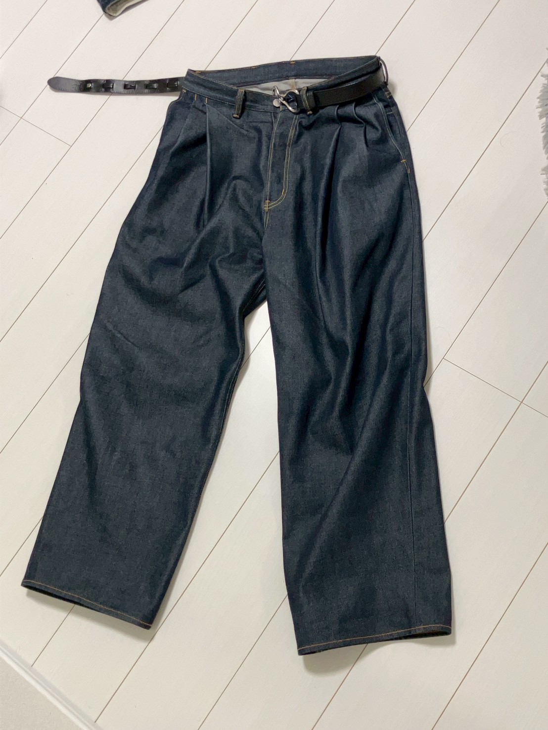 SUBLATIONS デニム 全体の質感