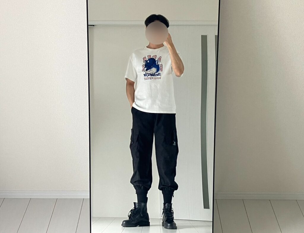 カーゴパンツのコーデ1
